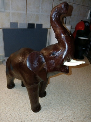 Elephant leather like new