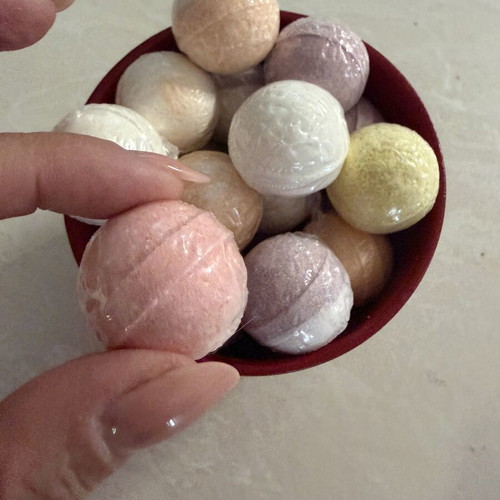 Bath bombs small new, random color