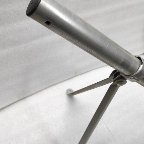 Base Φ40 Galvanized Tripod for Terrestrial or Satellite Antenna