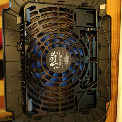 Laptop cooling fan with USB like new