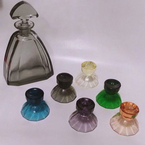 Art Deco Josephinenhutte liqueur set 1925, 1 decanter and 6 glasses