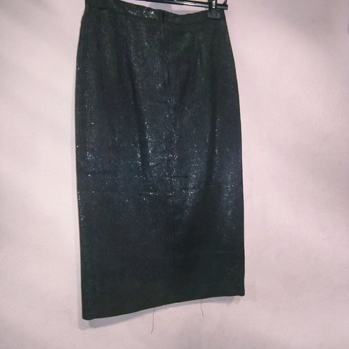 Pencil skirt like new, black with gold details