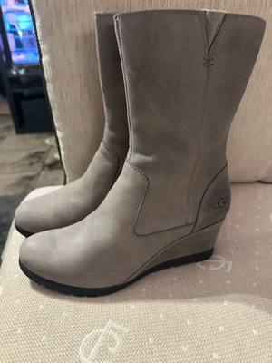 Ugg boots used gray leather with fur size 37.5