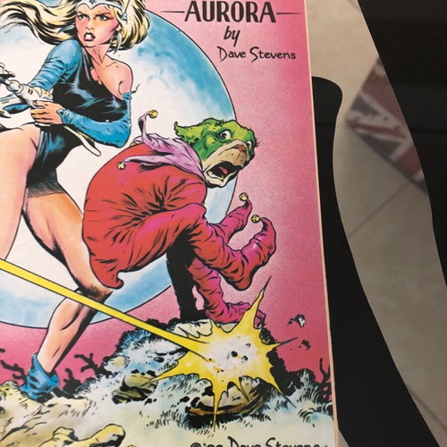 Alien Worlds 2 comic like new with Dave Stevens cover and story