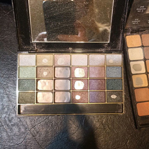 Eyeshadow palettes used, 2 pieces, one large and one small