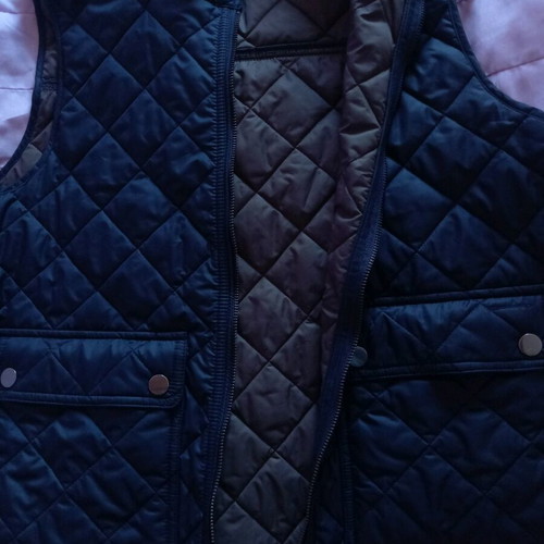 Black vest new, unworn, Arrow size L