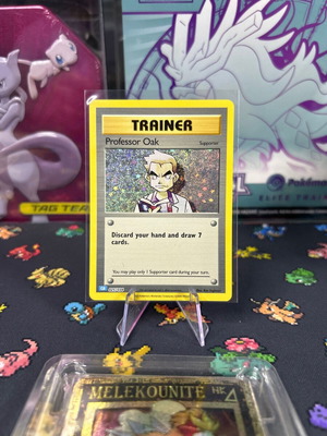 Pokemon card Professor Oak holographic trainer clb σε θήκη