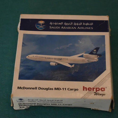 Saudia MD11 Cargo 1/500 Herpa diecast model brand new