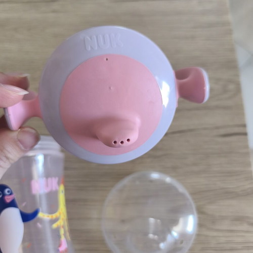 Nuk water cup like new, 230ml, 6+ months