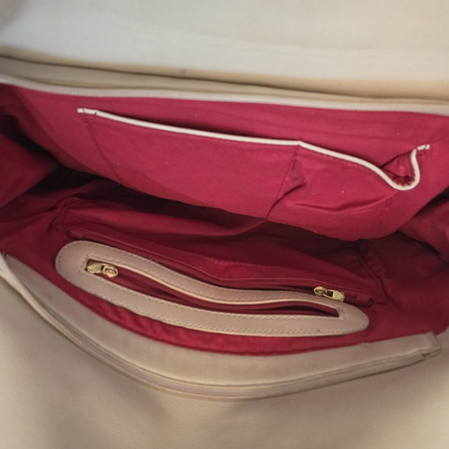 Shoulder bag with fringe