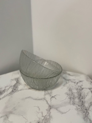 Set of nut bowls used