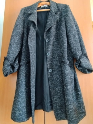 Black coat with gray details like new, size XL