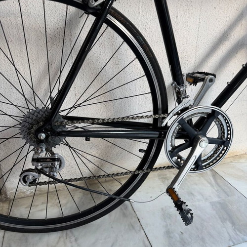 Vintage road bike used, black with gears