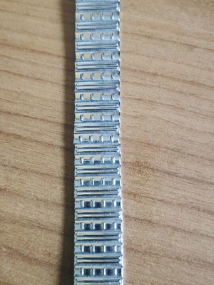 Swatch flex strap size small like new, silver