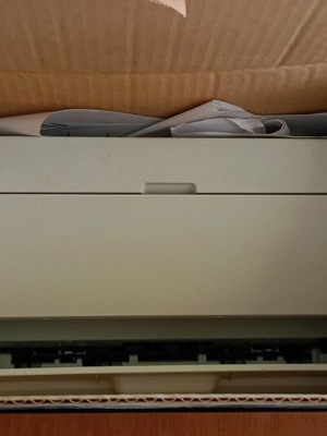 HP DeskJet 2620 printer like new with box and cables