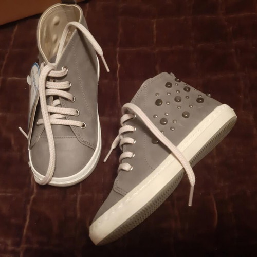 Babywalker grey shoes with trucks size 24 waterproof napa new