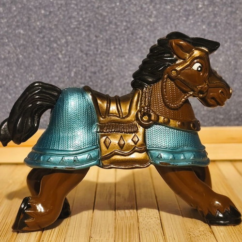 Vintage medieval horse figure like new