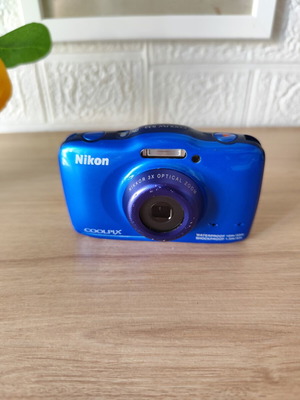 Nikon COOLPIX S32 waterproof digital camera used