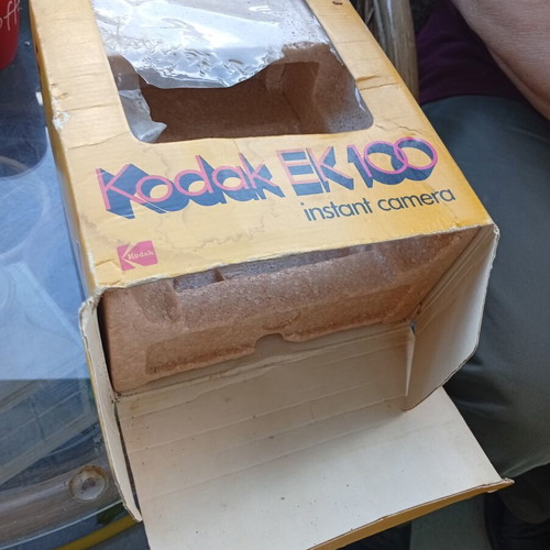 Kodak EK100 Instant Camera used with original box