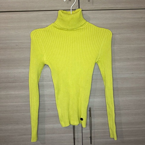 BSB turtleneck used, lime color, size XS