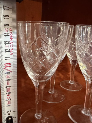 Crystal Glasses Set of 6 like new with Elegant Cut Decoration