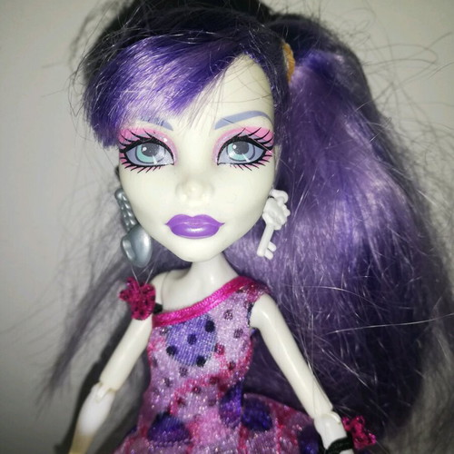 Monster High Spectra doll 2011 used, minor wear