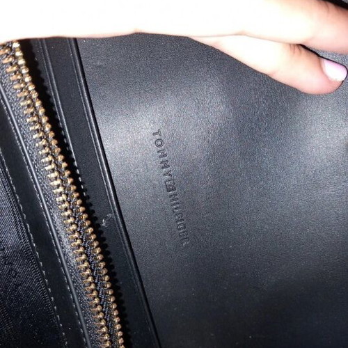 Tommy Hilfiger women's wallet new, black