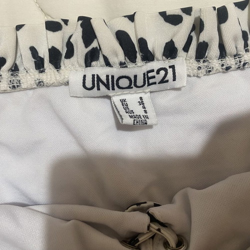 Unique21 Dalmatian Off-Shoulder Bikini Top size S like new