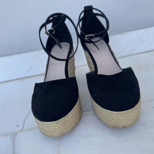 Black Suede Espadrille Wedges size 39 like new