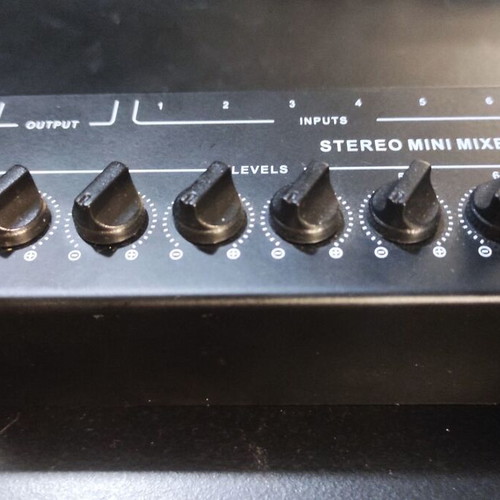 Audio Mixer Mini 6 Inputs 2 Outputs new, passive