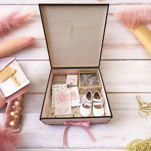 Handmade wooden newborn memory box with giraffe theme made to order