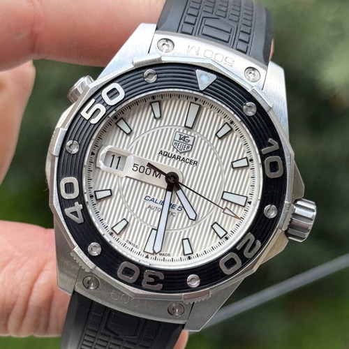 Tag Heuer Aquaracer Calibre 5 like new with rubber strap