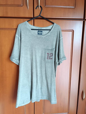 Superdry T-Shirt size Large used