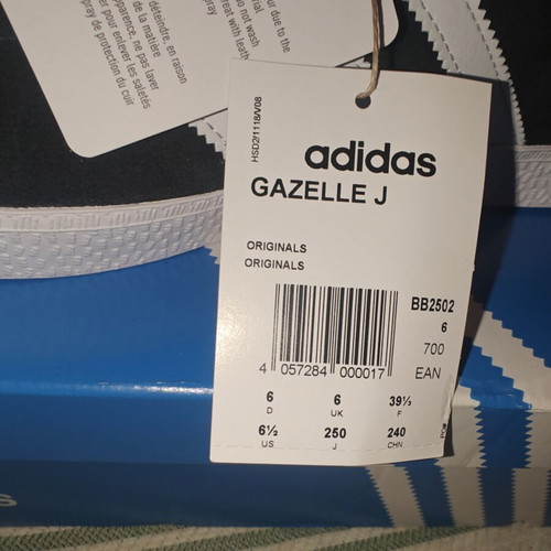 Adidas Originals Gazelle sneakers new, black with white details