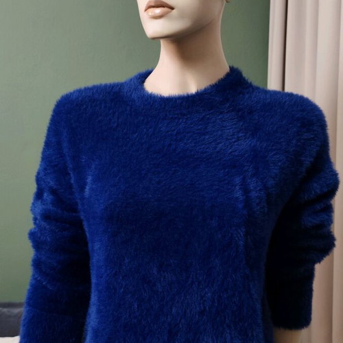 Pink Woman Blue Sweater size L like new