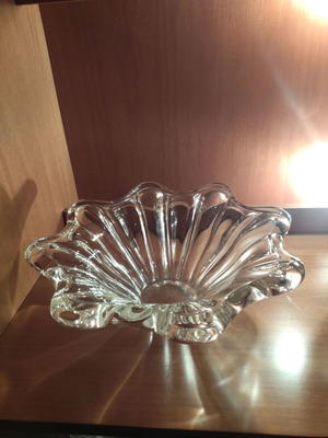 Vintage crystal fruit bowl Splash shell shape Mid-Century
