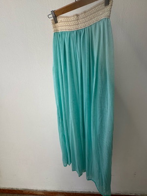 Maxi skirt turquoise like new with knitted belt