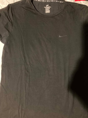 Nike Dry Fit T-shirt L like new, black