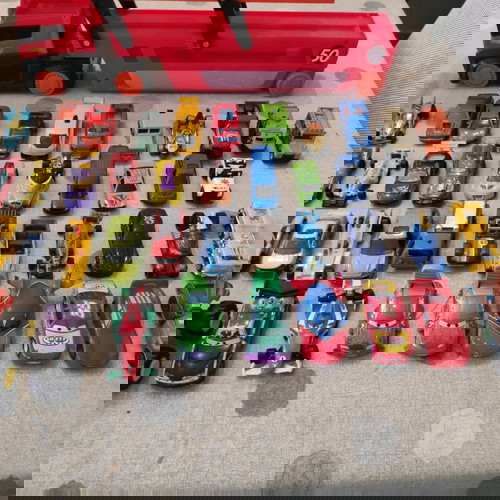 Πακέτο αυτοκινητάκια Disney/Pixar και Hotwheels μεταχειρισμένα, 115 τεμάχια