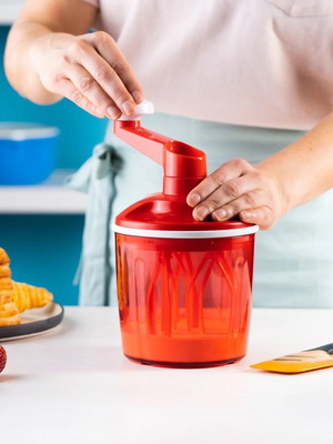 Spindy Chef Tupperware Kitchen Tool 1.35L New