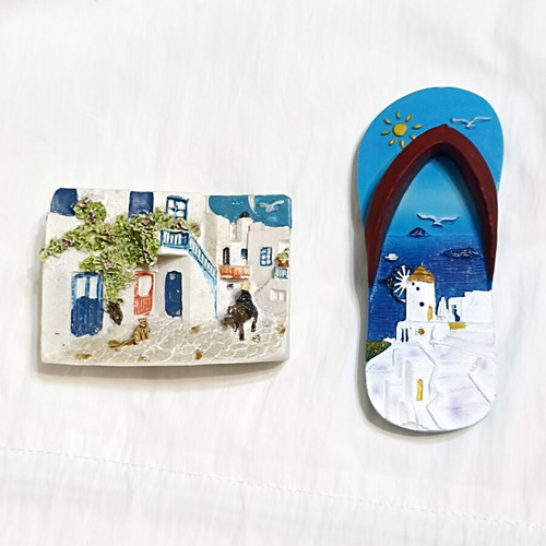 Set of 2 decorative island magnets, Santorini style