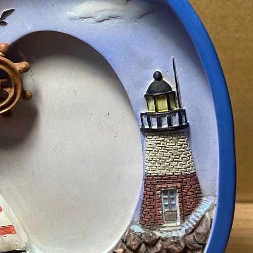 Small sea-themed frame like new, 12 centimeters