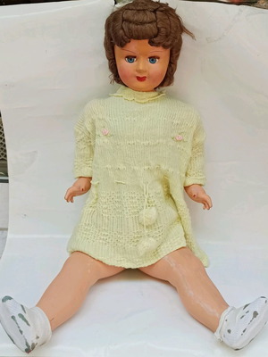 Old Markisia Talking Doll in good condition, height 85 cm