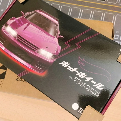 Mattel Creations Hotwheels R/C 1:64 Nissan Skyline GT-R (R32) Pandem