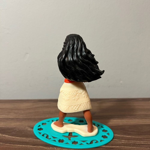Moana figure collectible Maxi Kinder like new Disney