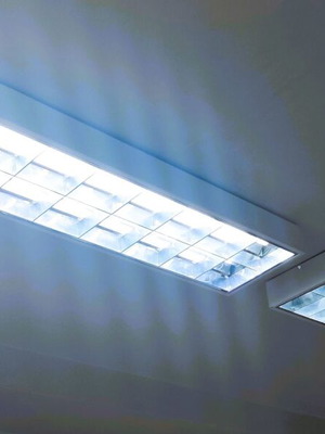 Ceiling lights economy LED 1.22m x 30cm x 9cm like new