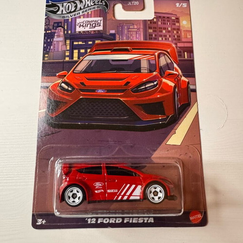 Hot Wheels ‘12 Ford Fiesta Silver Series Compact Kings new