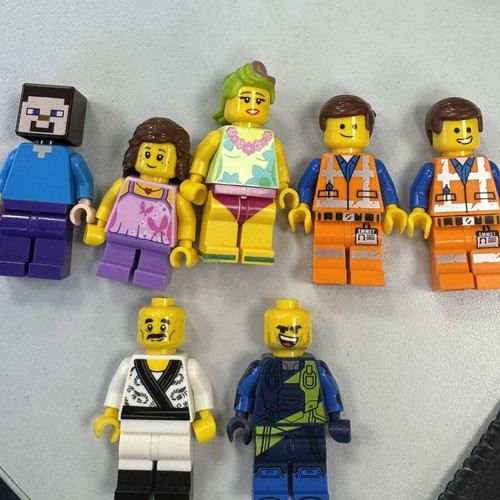 Lego mini figure set, original