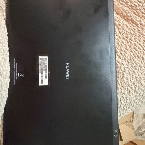 Huawei tablet model AGS2-W09, broken screen for parts