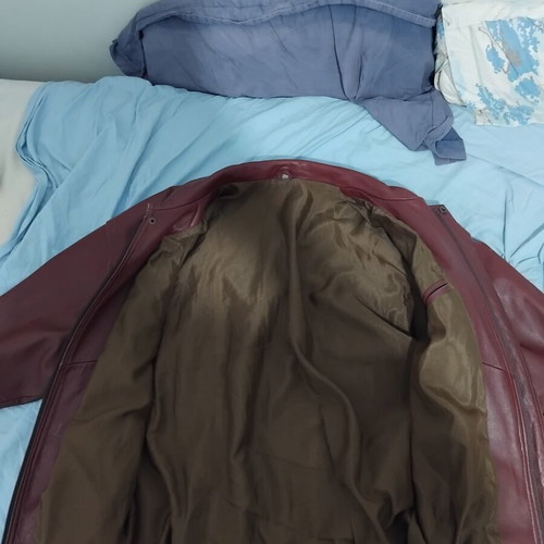 Leather jacket like new, red, size L
